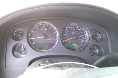 Chevrolet Tahoe 2011 OE velocímetro calibre clúster 157 k millas Foto 1 de 4