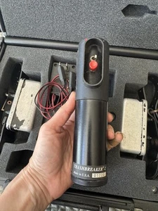 Tri-Tronics Trashbreaker-2 Dog Training System –  w/ 4 Collars + Case - Picture 1 of 5