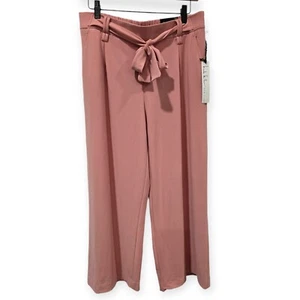 Neu mit Etikett Nicole Miller Größe M kurz geschnittene Hose zum Überziehen Taille weites Bein lachsrosa - Bild 1 von 3