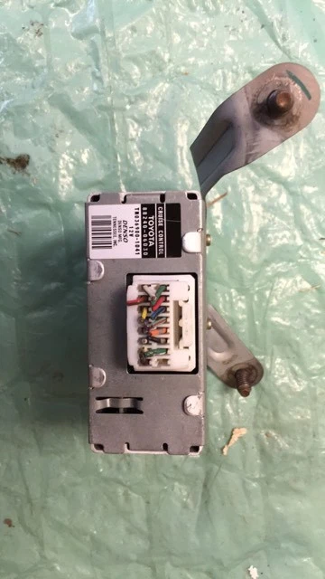 88240-06030 Toyota Solara 1999-2001 cruise control module - Image 1 of 1