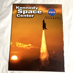 Kennedy Space Center Official Tourbook NASA Space Shuttle Travel Florida 2000 - Picture 1 of 6