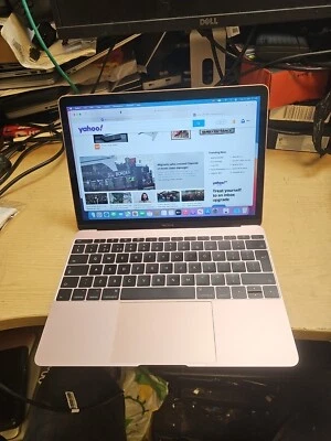 Apple MacBook 12" 2017 Intel Core M3 (1.2GHz Dual-Core, 8GB RAM/256GB SSD) - Image 1 of 4