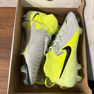 Nike Phantom Luna II Elite FG Soccer Cleats | Men’s Size 10 - FJ2572 003 - Image 1 of 4