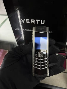 VERTU SIGNATURE S acero inoxidable - 4 GB - (Desbloqueado) - Imagen 1 de 16