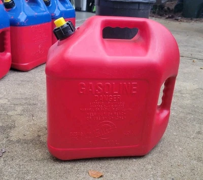 Blitz USA 5 Gallon Gas Can – Pre-Ban Vented Design – Rare & Preferred (See Desc) - Image 1 of 4