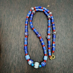 Vintage chevron and white heart venetian multilayers glass beads necklace - Picture 1 of 8