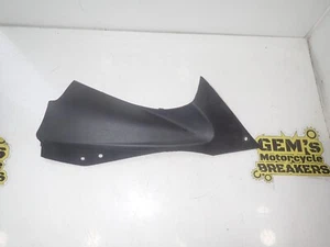 Yamaha YZF R6 13S 2010 Verkleidung Füllung oben links - Bild 1 von 6