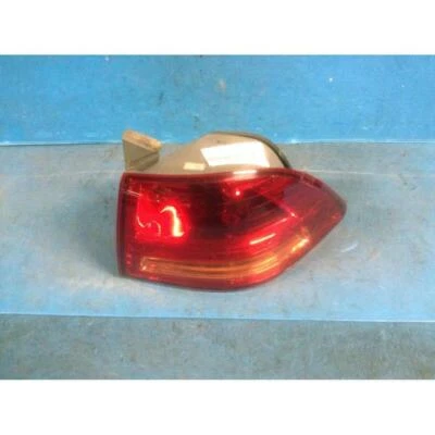 LÁMPARA TRASERA DERECHA PARA KIA MAGENTIS (05-11) 2.0 16V CRDI BER. 4P/D 2005 Foto 1 de 4