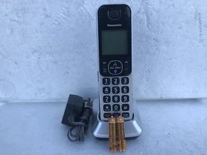 PANASONIC KX-TGFA30S Expansion Bezprzewodowy zestaw słuchawkowy do KX-TGF340S KX-TGFA30S - Zdjęcie 1 z 10