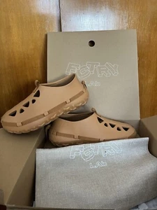 FCTRY LAB Mocc/ Almond Size/ 10 - Picture 1 of 10