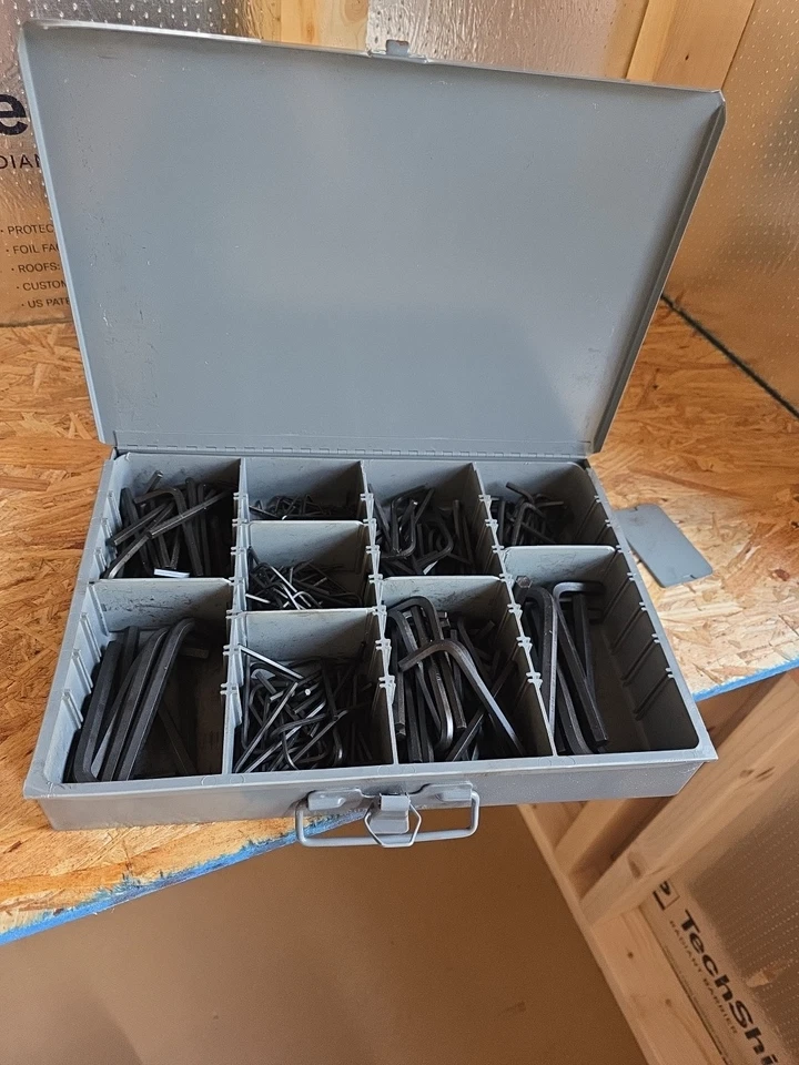ALLEN 230 Pc Standar Allen Key Assortment With Metal Case  - Image 1 of 2