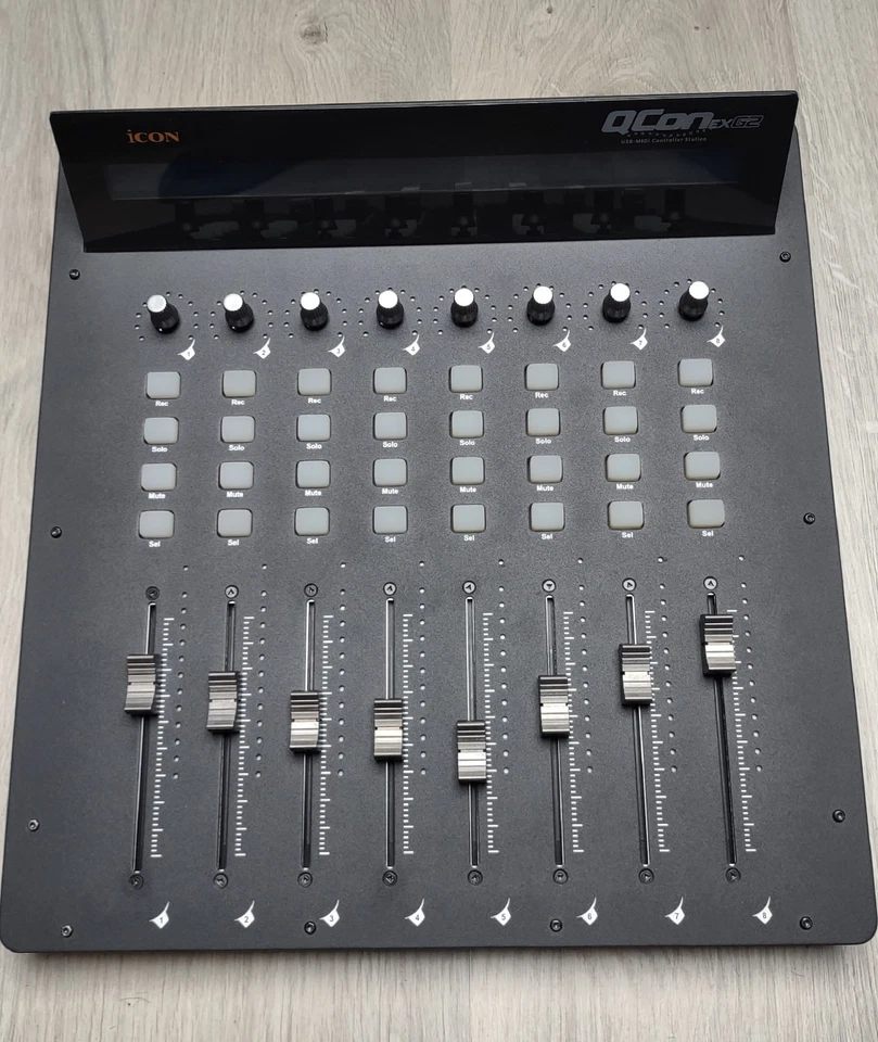 Icon Qcon Pro EX G2 Expander DAW/MIDI/Audio-Controller mit Motorfadern (8-Kanal) - Bild 1 von 4