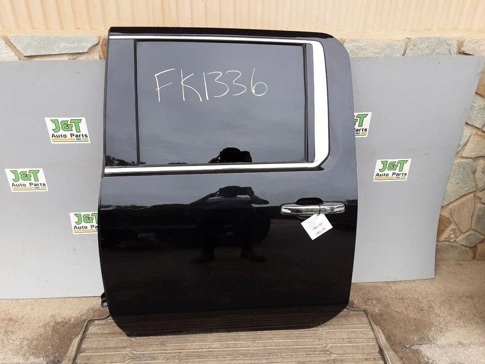 2020-2024 SILVERADO SIERRA 2500 3500 REAR DOOR LH DRIVER SIDE CREWCAB - Image 1 of 4