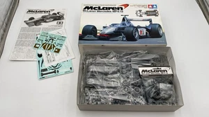  TAM20046 Tamiya McLaren Mercedes MP4/13 1/20 - Foto 1 di 2