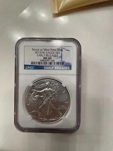 2015 USA 1 oz .999 silver eagle MS69 early release - Picture 1 of 1