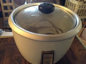 Walton Rice Cooker - Picture 1 of 4