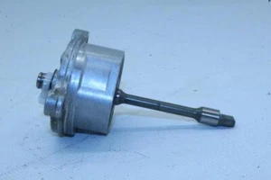 Pompe à huile pour moto SUZUKI 750 GSXR 2000 à 2003 - Photo 1/4
