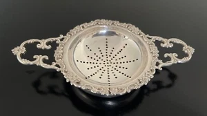 PLATA ESTERLINA COLADOR DE TÉ PLATO INGLÉS 6” ANCHO 140g - Imagen 1 de 5