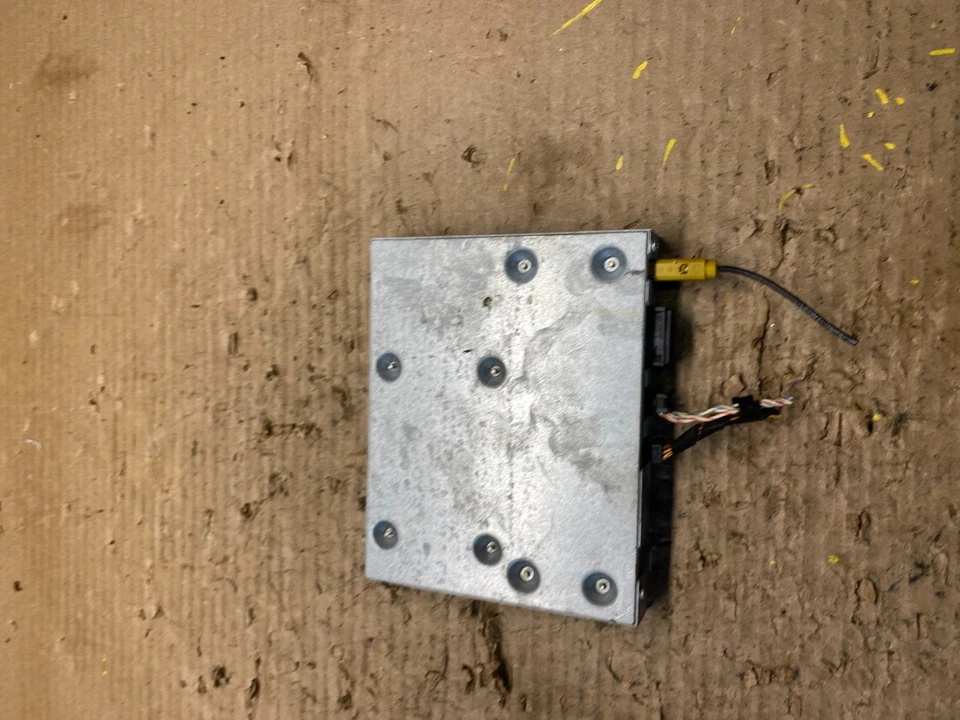 Módulo de control por satélite de radio BMW X3 2004 a 2006 OEM s6217 DG Foto 1 de 4