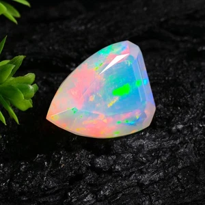 12.75 Crt, Natural Ethiopian Welo Fire Opal Faceted Gemstone, Ethiopian Opal, - Picture 1 of 3