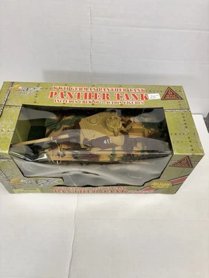 Juguetes Siglo XXI - Tanque Pantera Alemán Segunda Guerra Mundial No. Tanque de juguete modelo escala 1:32 413 Foto 1 de 2