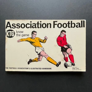 1970 Association Football: Know the Game British Soccer Rule Book • KTG Vintage - Bild 1 von 13