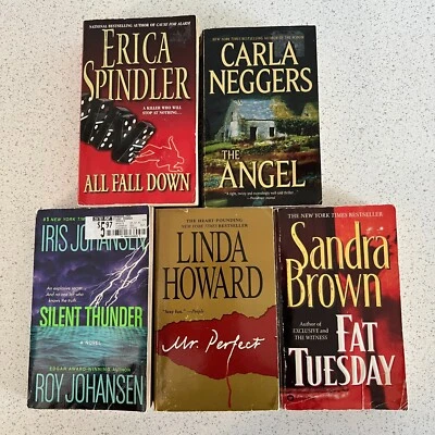 Lot of 5 Romantic Suspense Mystery Thriller Sandra Brown Linda Howard PB Books - Image 1 of 4
