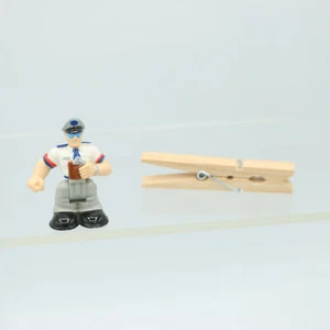 2" Police Pilot Captain Figure 2929EA Sits Stands Imaginext - Picture 1 of 3