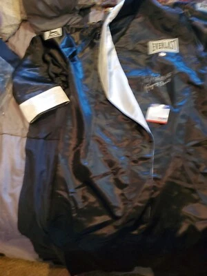 JAKE LAMOTTA SIGNED EVERLAST BOXING ROBE- RAGING BULL. PSA - Image 1 of 4