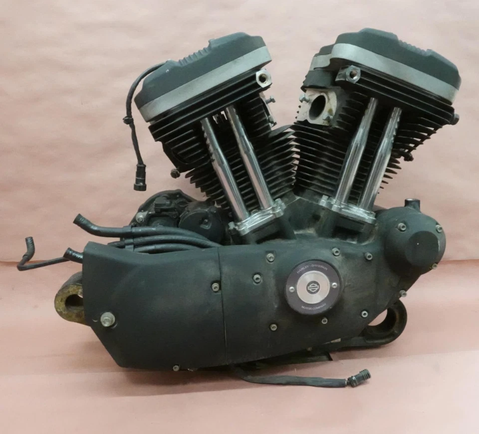 Harley Davidson Iron 883 XL883N 2009-2021 motor transmisión - ver fotos Foto 1 de 4