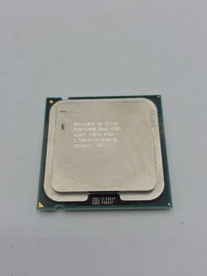 Cpu Intel Pentium Dual Core E5200 SLAY7 2.50Ghz/2M/800/06 socket 775 - Immagine 1 di 2