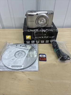 Cámara digital compacta Nikon Coolpix L27 16,1 MP 8 GB tarjeta SD Foto 1 de 4