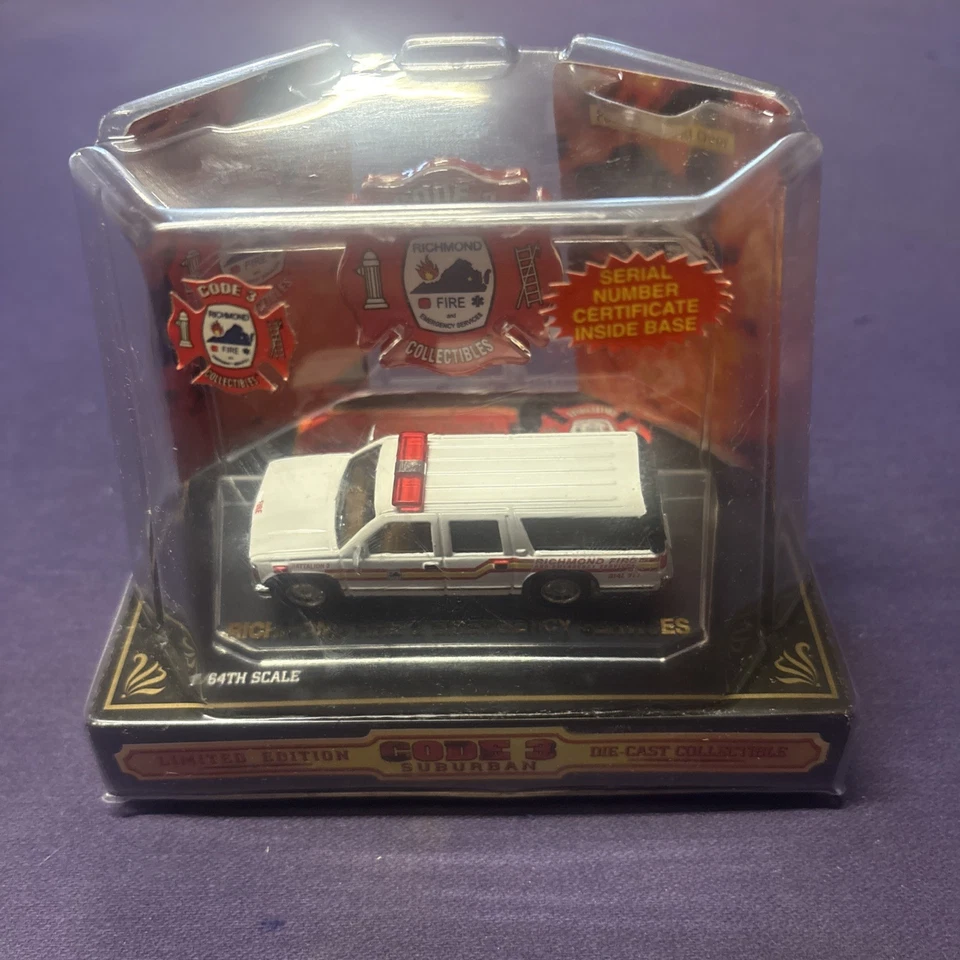 Code 3 Collectibles Richmond Fire & Emergency Services Suburban 12363 NIB - Image 1 of 4