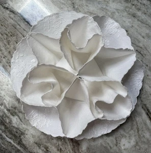 Vintage White Cotton Linen Belgian Handmade Bread Bun Muffin Server Holder - Picture 1 of 6