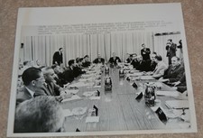 ORIGINAL PRESS PHOTO PRESIDENT LYNDON BAINES JOHNSON VINTAGE HAWAII VIETNAM