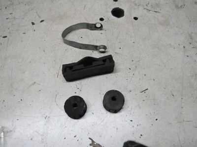 Ilhós de tanque de gasolina 1974 Honda CL360 360 CB360 Scrambler - Imagem 1 de 4