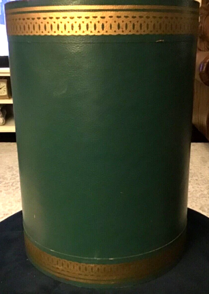 Cesta/bote de basura vintage de cuero verde 12" x 8,75" patrón dorado adorno redondo Foto 1 de 4