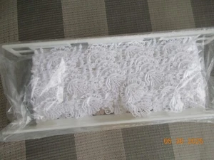 Sew Perfect Craft Sewing 10 Yards Lace, 4"W, White, Rayon & Cotton, Design 4 - Picture 1 of 3