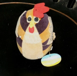 VTG DAKIN DREAM PETS CHICKEN ROOSTER HEN PIN CUSHION SEWING NOTION STUFFED PLUSH - Picture 1 of 7