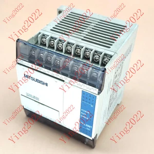 Regolatore programmabile PLC Mitsubishi FX1S-20MT-001 usato in buone condizioni - Foto 1 di 5