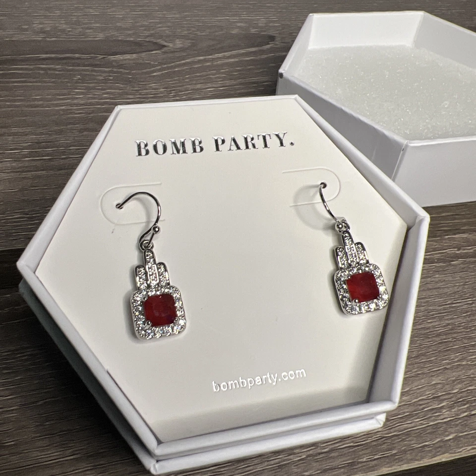 What a vision - Brincos de rubi birmanês fusão natural festa bomba chapeamento de ródio - Imagem 1 de 1