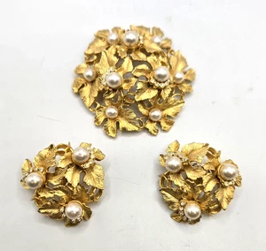 Vintage Handarbeit signierte Blätter Kunstperlen Strass Brosche passende Ohrringe Set - Bild 1 von 7