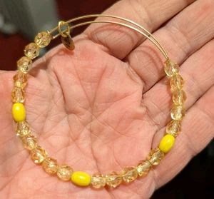 ALEX & ANI gelbe Glasperlen Armband Armreif  - Bild 1 von 2