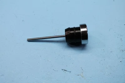 1469 90 HARLEY-DAVIDSON SPORTSTER 883 TAPA DE LLENADO DE VARILLA DE MEDICIÓN DE ACEITE DE MOTOR Foto 1 de 3