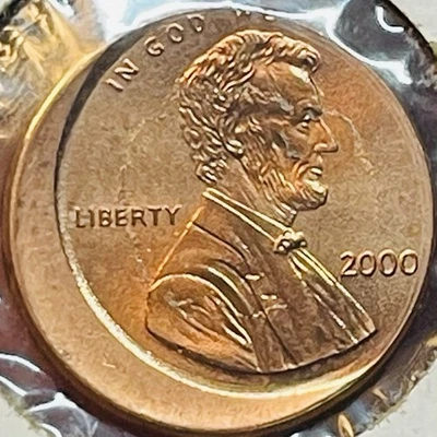2000 ERROR PENNY Off Center Strike UNCIRCULATED - Image 1 of 2