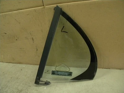 1996 Saturn Sl1 SL2 Factory Vent window left rear door quarter glass window - Image 1 of 3
