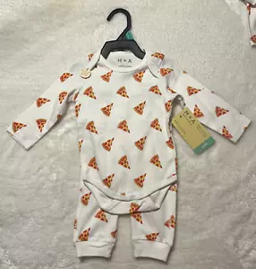Body/Pantalone Monica+Andy First Moves 2 pz stampa PIZZA cotone biologico 6-9M nuovo con etichette - Foto 1 di 2