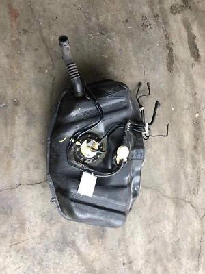 2000 HONDA ACCORD LX Sedan Automatic Fuel Tank Assembly 2.3L 4 Cylinder - Image 1 of 4