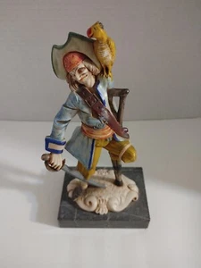 Vintage Pirate Statue On Italian Carrera Marble Peg-leg Parrot Detailed Ornate - Picture 1 of 11