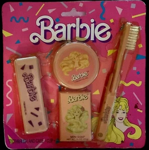 1989 New Old Stock Zahnbürste, Seife Reiseset - Seife, faltbarer Becher - Bild 1 von 4